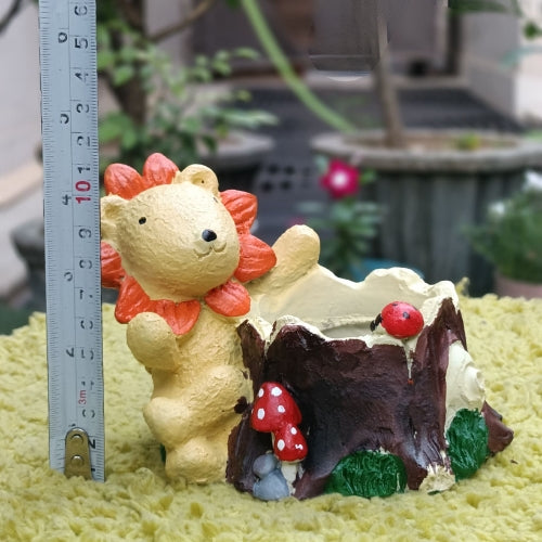Flower lion planter