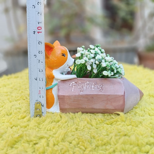 Fox with pencil planter