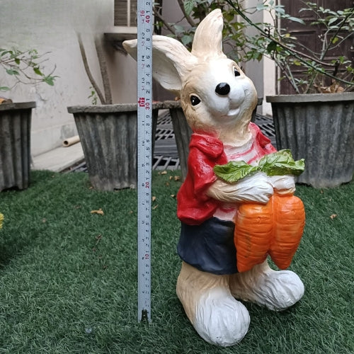 Rabbit with carrot