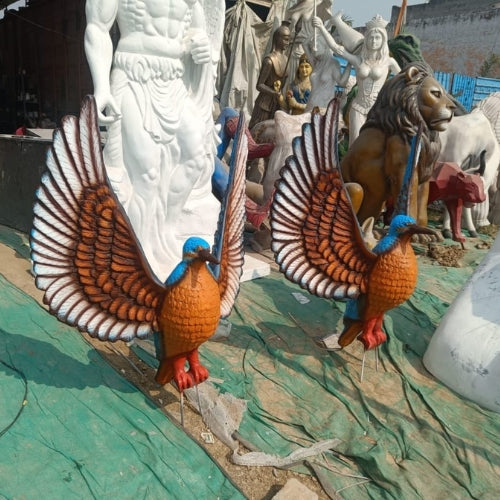 Kingfisher Bird statue